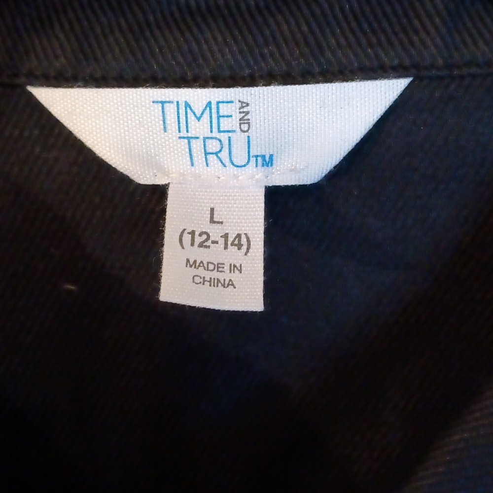 Time and Tru Women's Denim Jacket - Picture 4 of 5